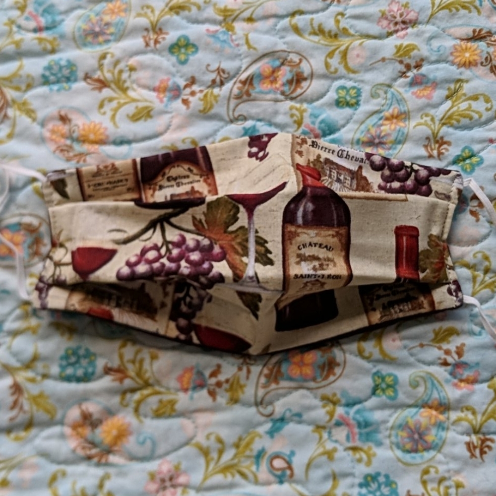 🍷 Free*🍷New Handmade reusable triple layer face mask